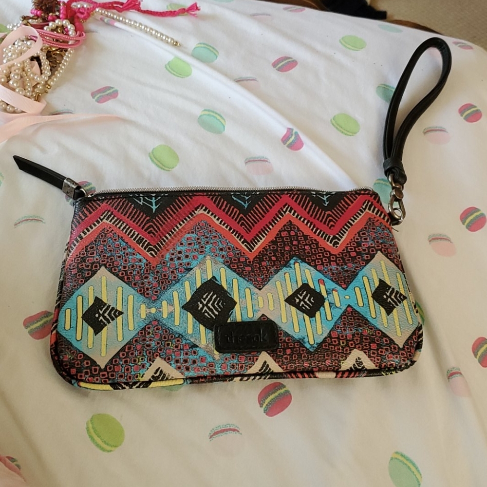 The Sak purse